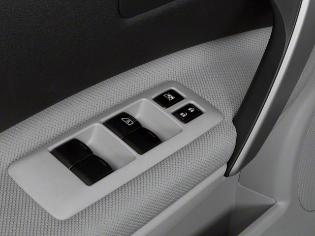 2013 Nissan ROGUE AWD 4DR S