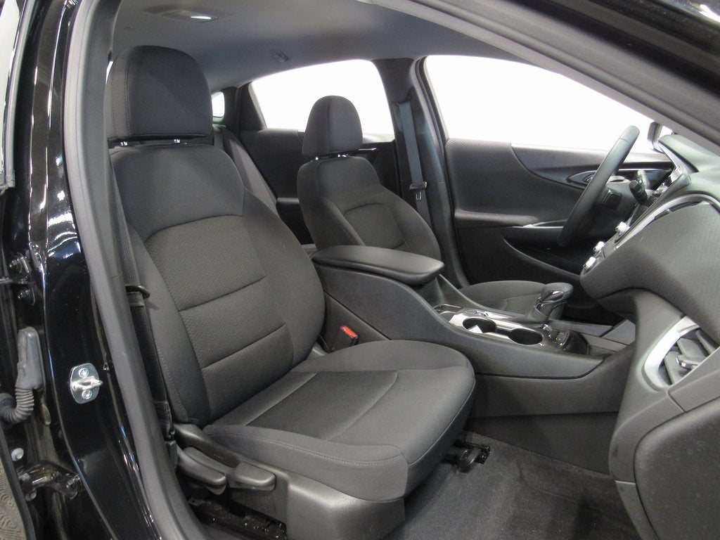 2022 Chevrolet Malibu RS