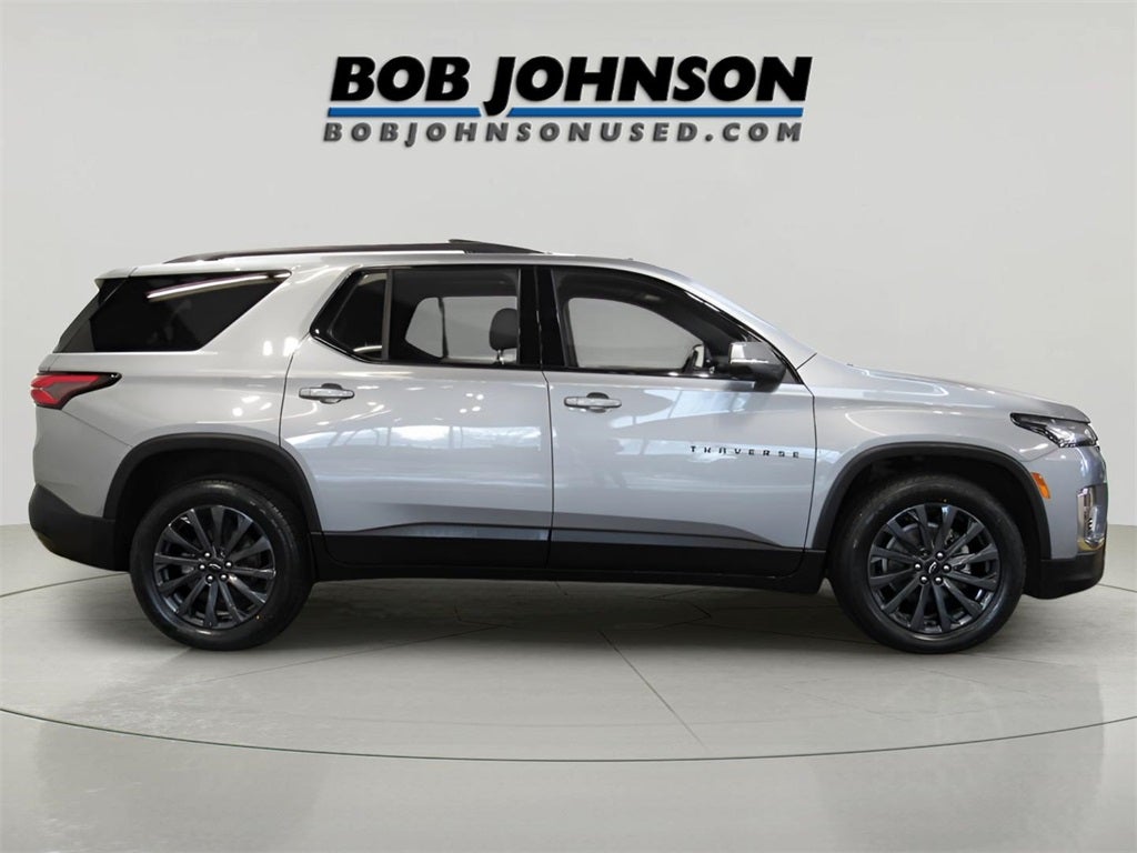 2023 Chevrolet Traverse RS CARBRAVO CERTIFIED