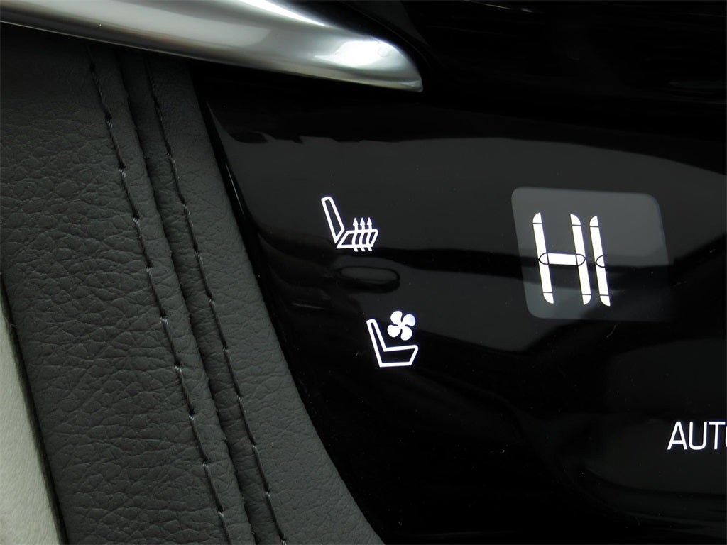 2024 Cadillac XT6 Premium Luxury CARBRAVO CERTIFIED