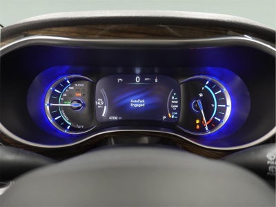 2022 Chrysler Pacifica Hybrid Limited