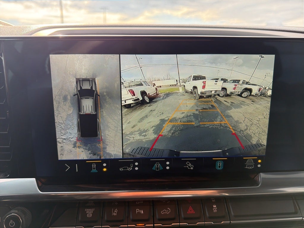 2024 Chevrolet Silverado 3500HD LT CARBRAVO!!