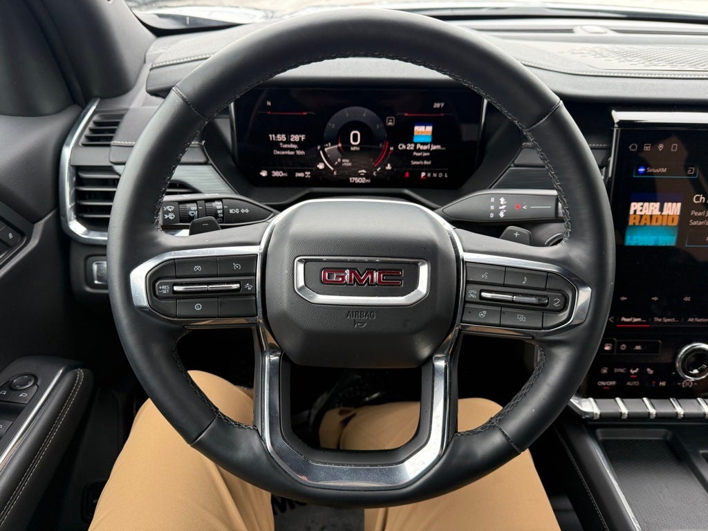 2025 GMC Acadia Elevation CARBRAVO CERTIFIED!