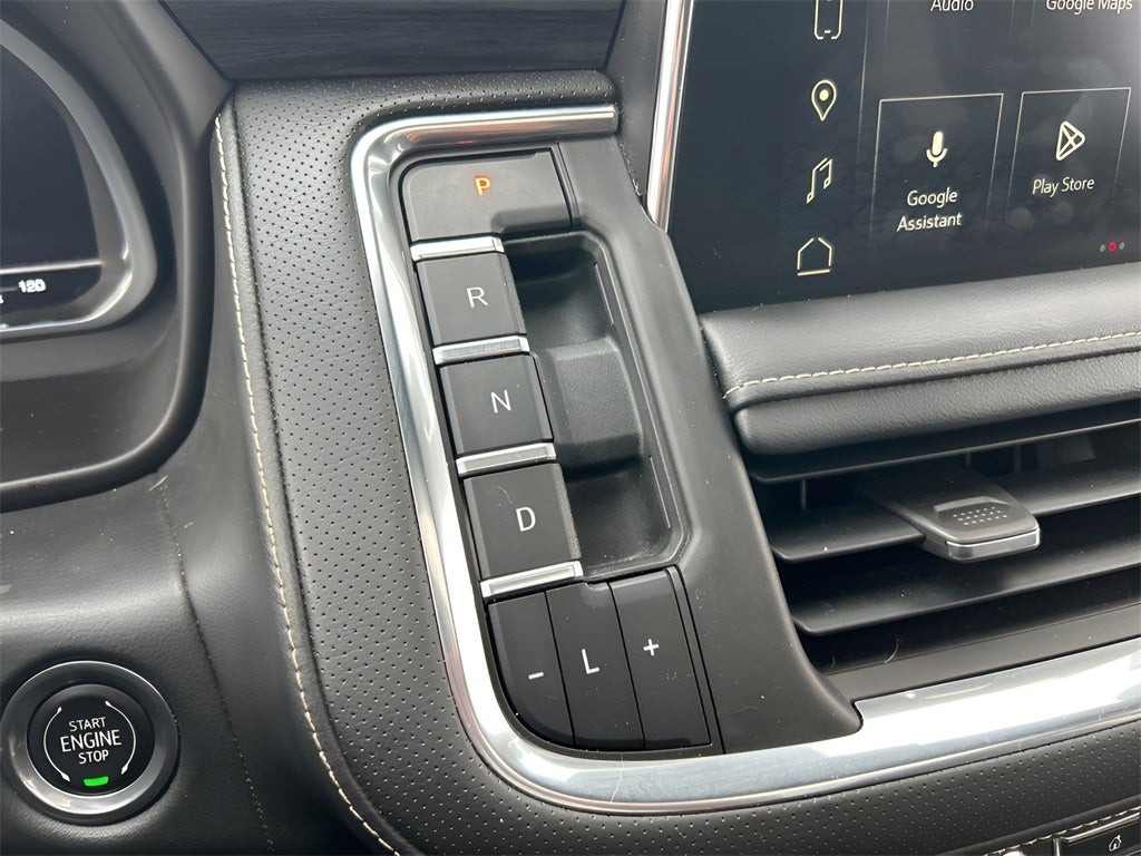 2023 GMC Yukon SLT CARBRAVO!