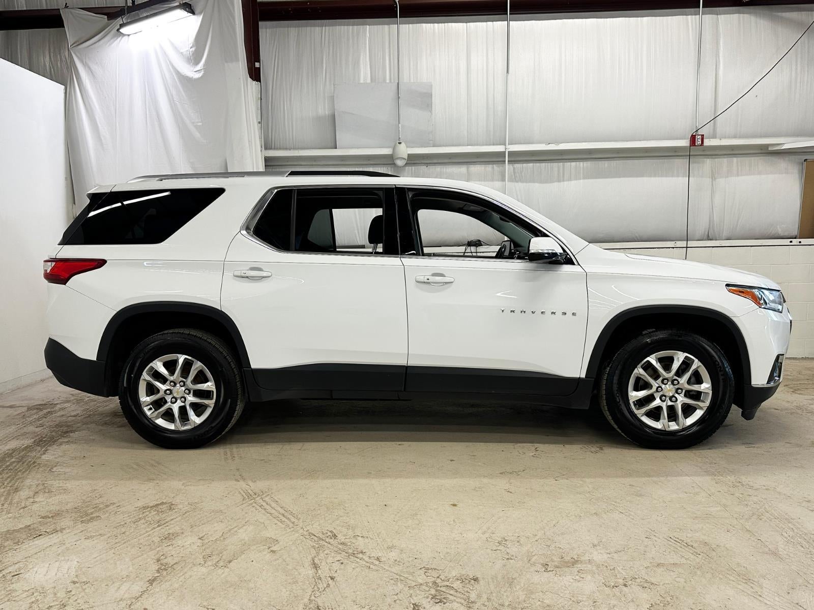 2018 Chevrolet Traverse LT Cloth