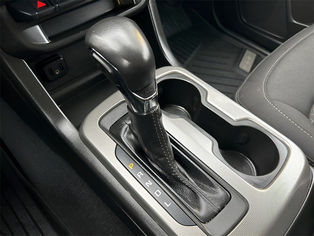 2022 GMC Canyon Elevation CARBRAVO!