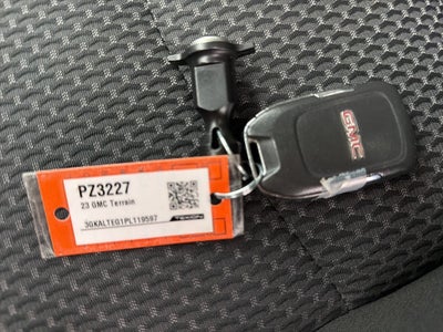 2023 GMC Terrain SLE CARBRAVO!