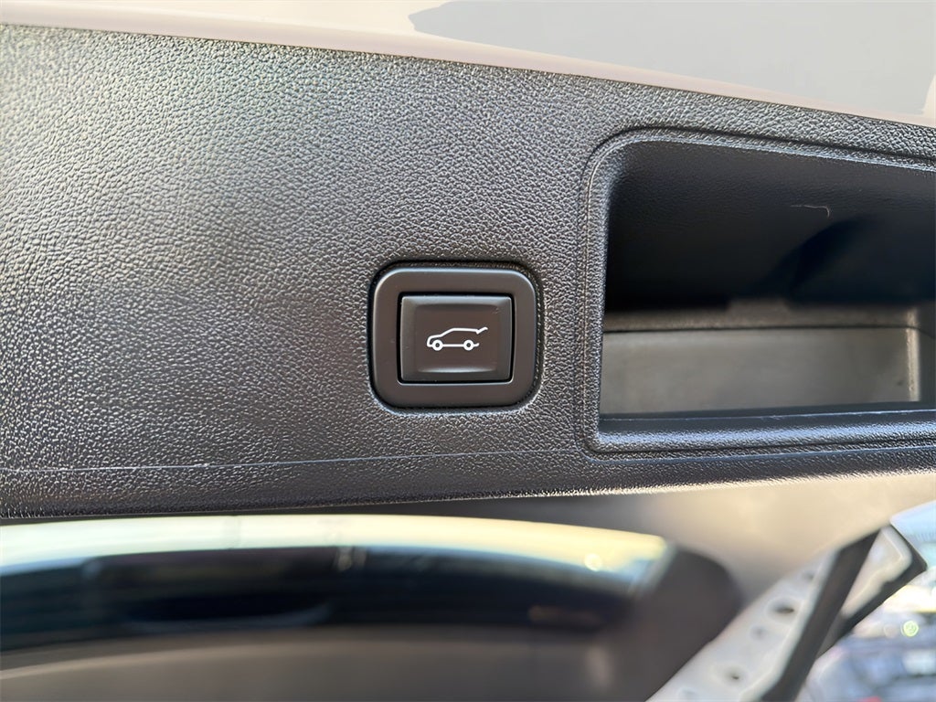 2023 GMC Terrain SLE CARBRAVO!