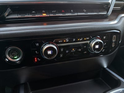 2023 GMC Sierra 1500 SLT CARBRAVO!