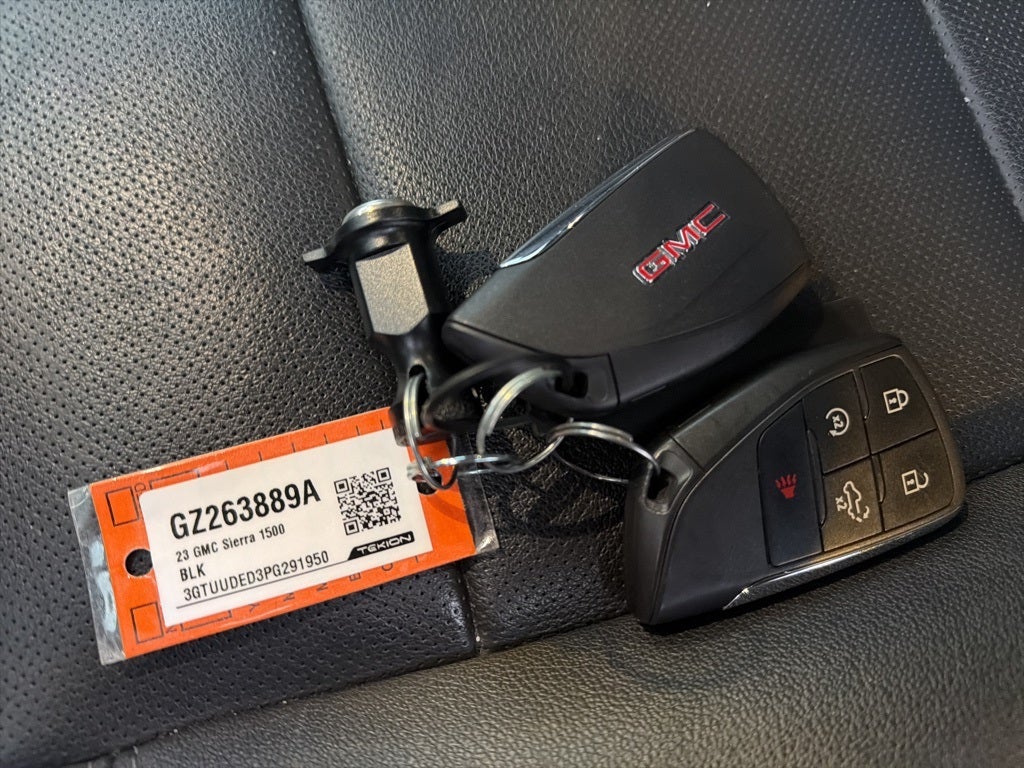 2023 GMC Sierra 1500 SLT CARBRAVO!