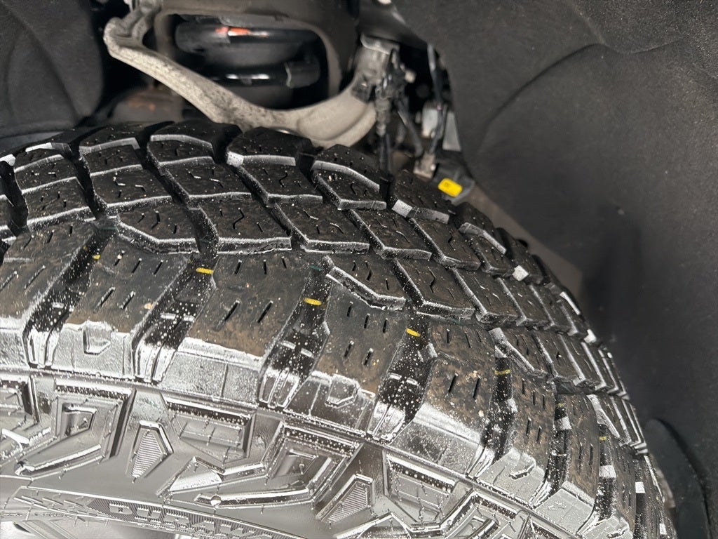 2024 GMC Sierra 1500 AT4X CARBRAVO!