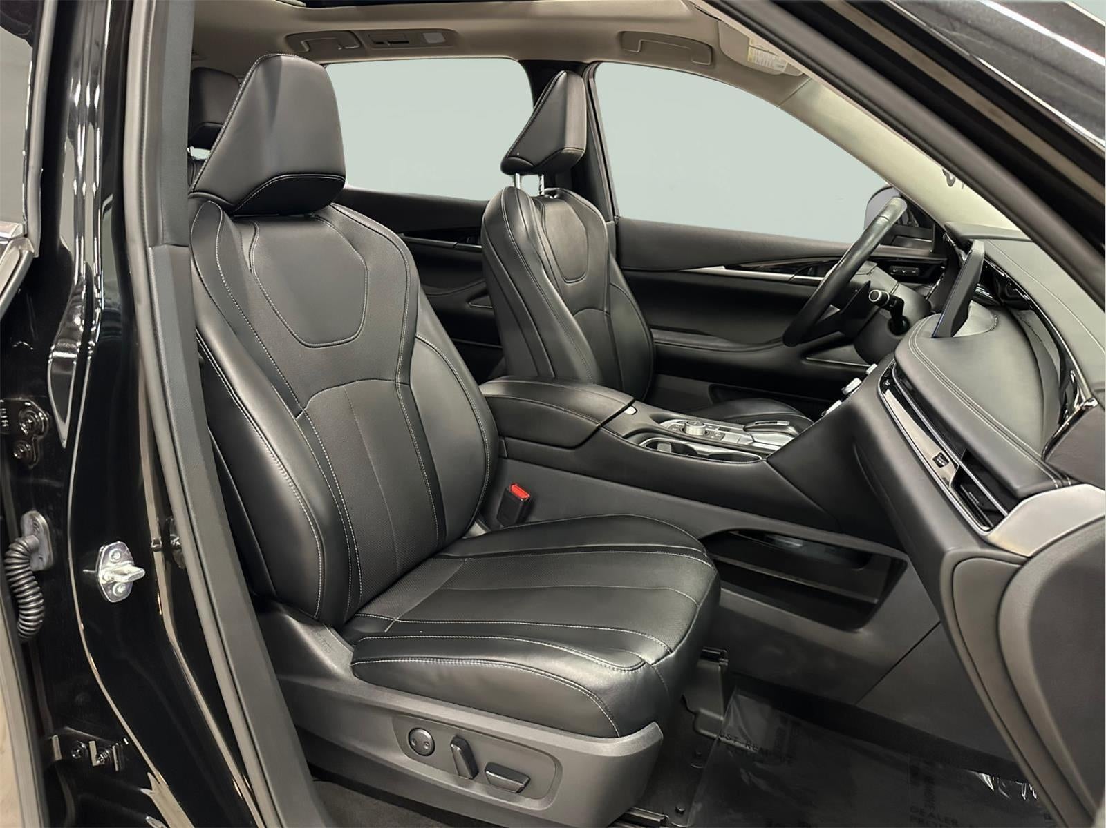 2023 INFINITI QX60 PURE