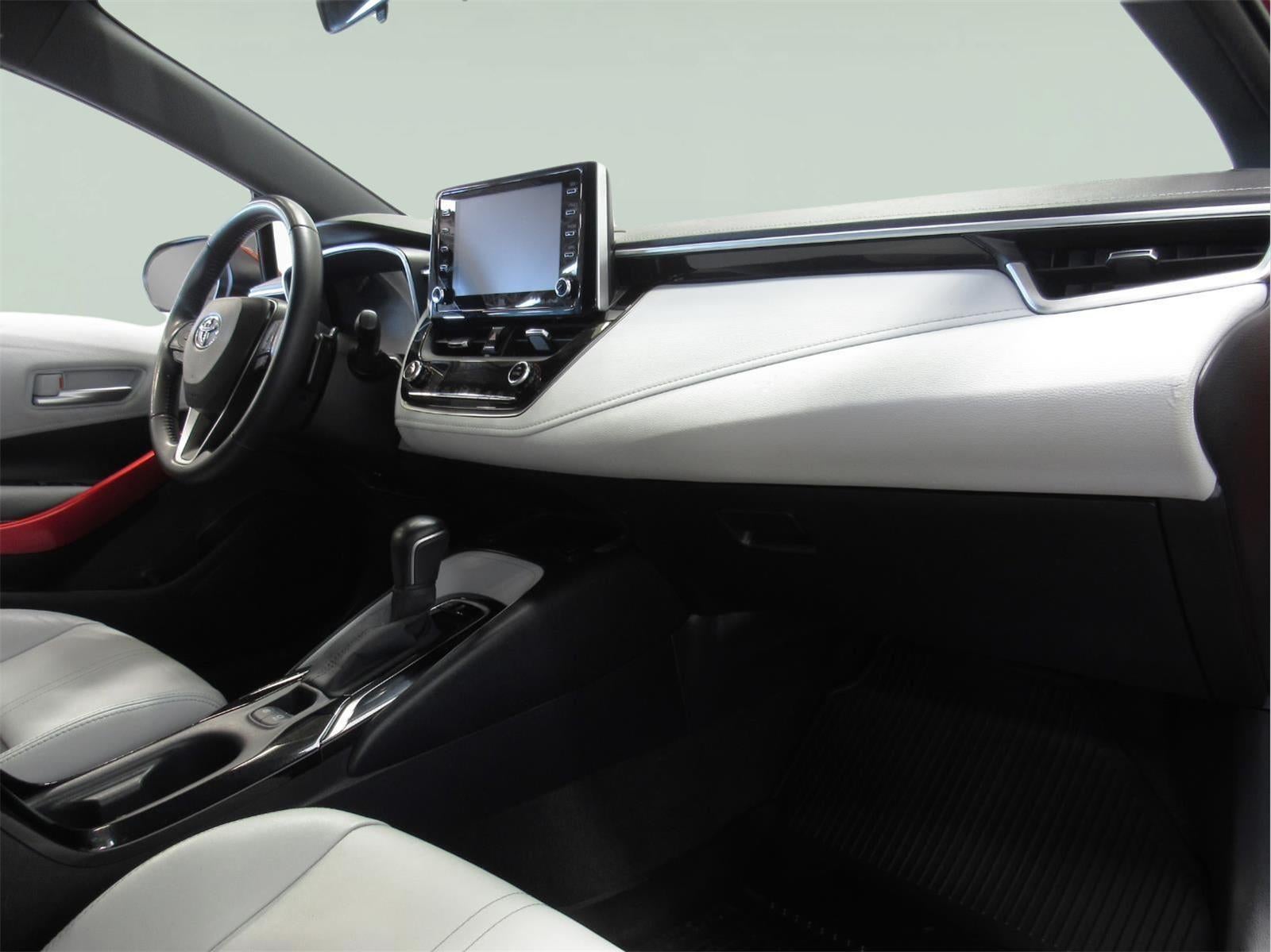 2019 Toyota Corolla Hatchback XSE