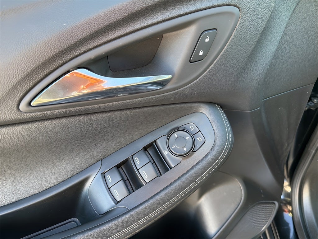 2023 Buick Encore GX Preferred CARBRAVO!