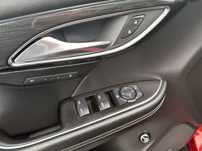 2021 Buick Envision Essence CARBRAVO!