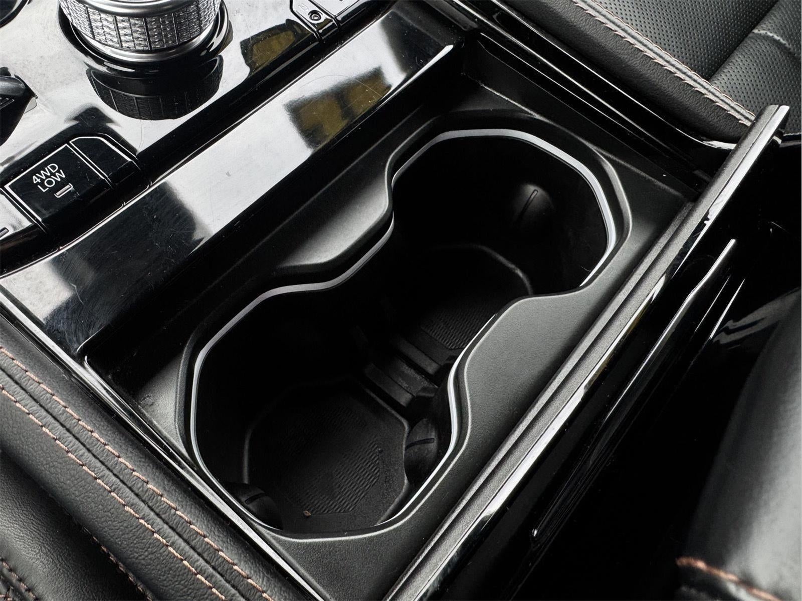 2022 Jeep Grand Cherokee Summit Reserve