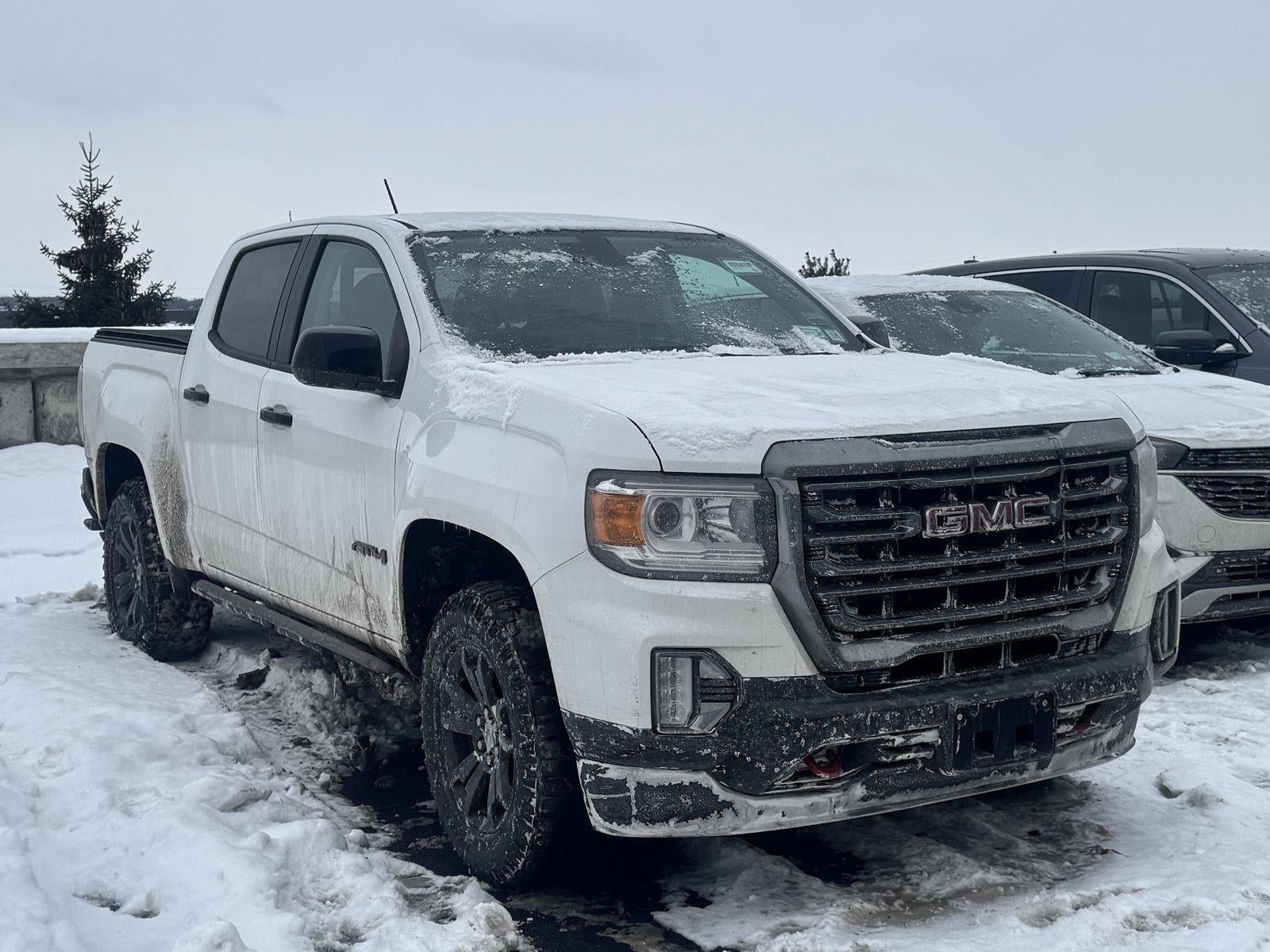 2022 GMC Canyon 4WD AT4 w/Leather