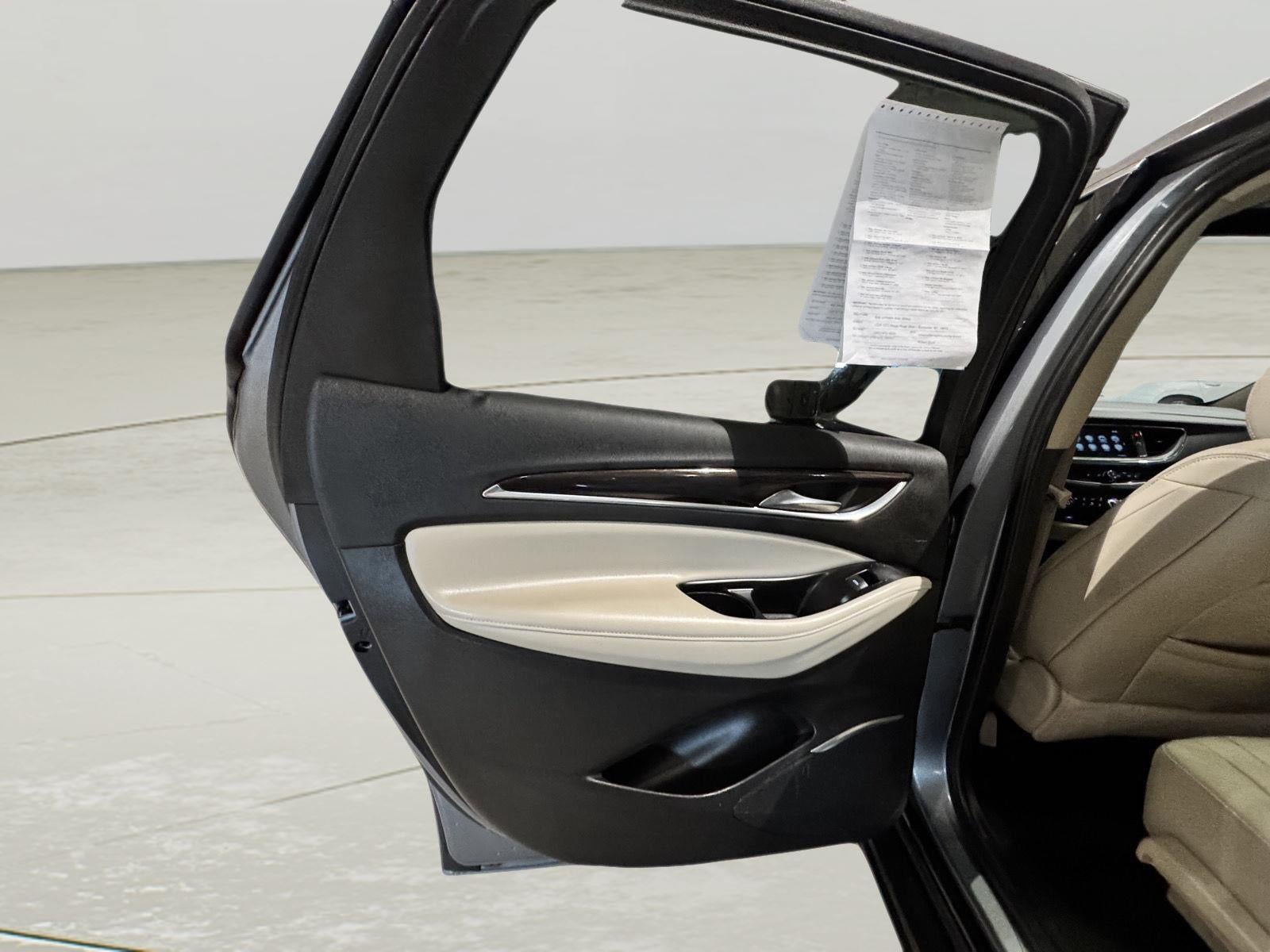 2019 Buick Enclave Essence