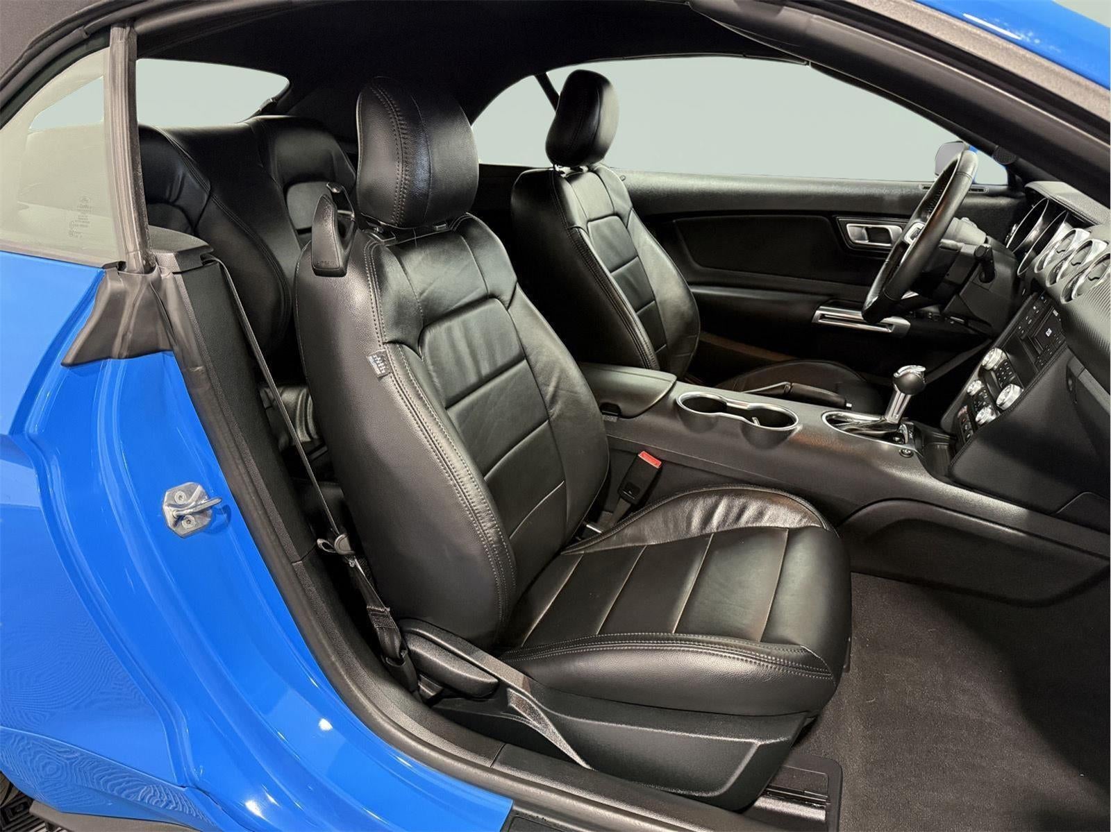 2022 Ford Mustang EcoBoost