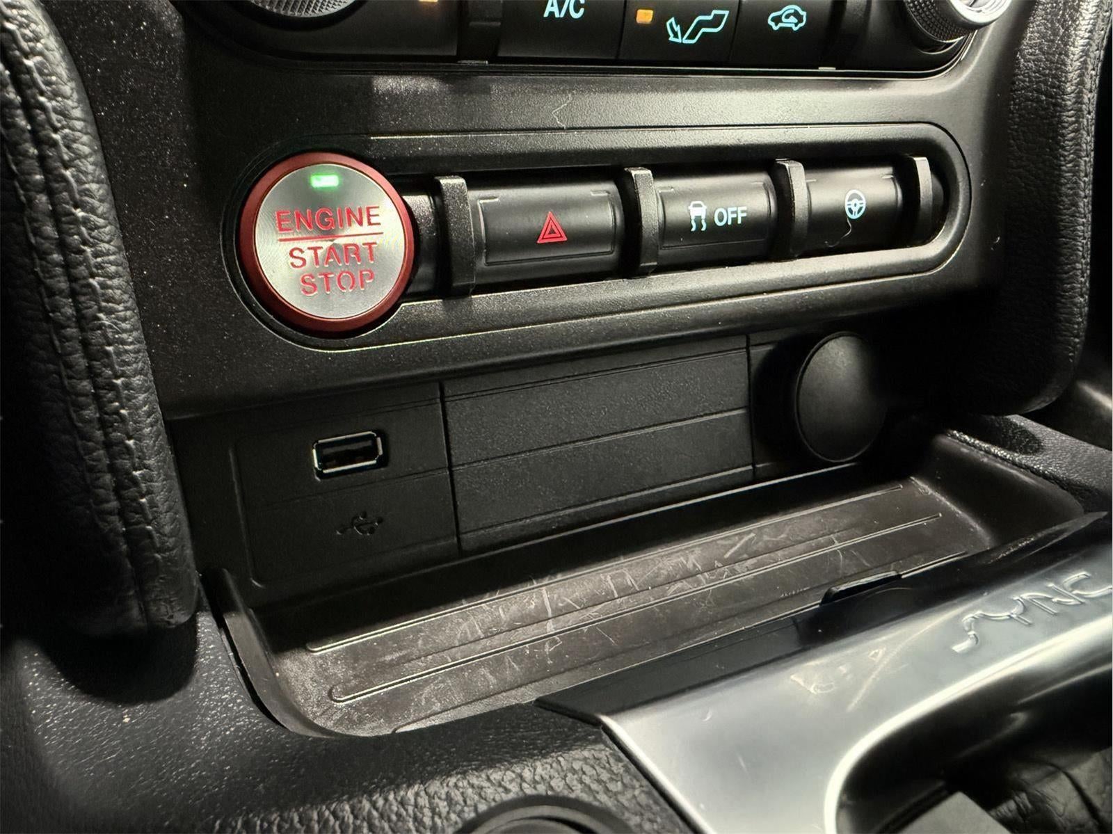 2022 Ford Mustang EcoBoost