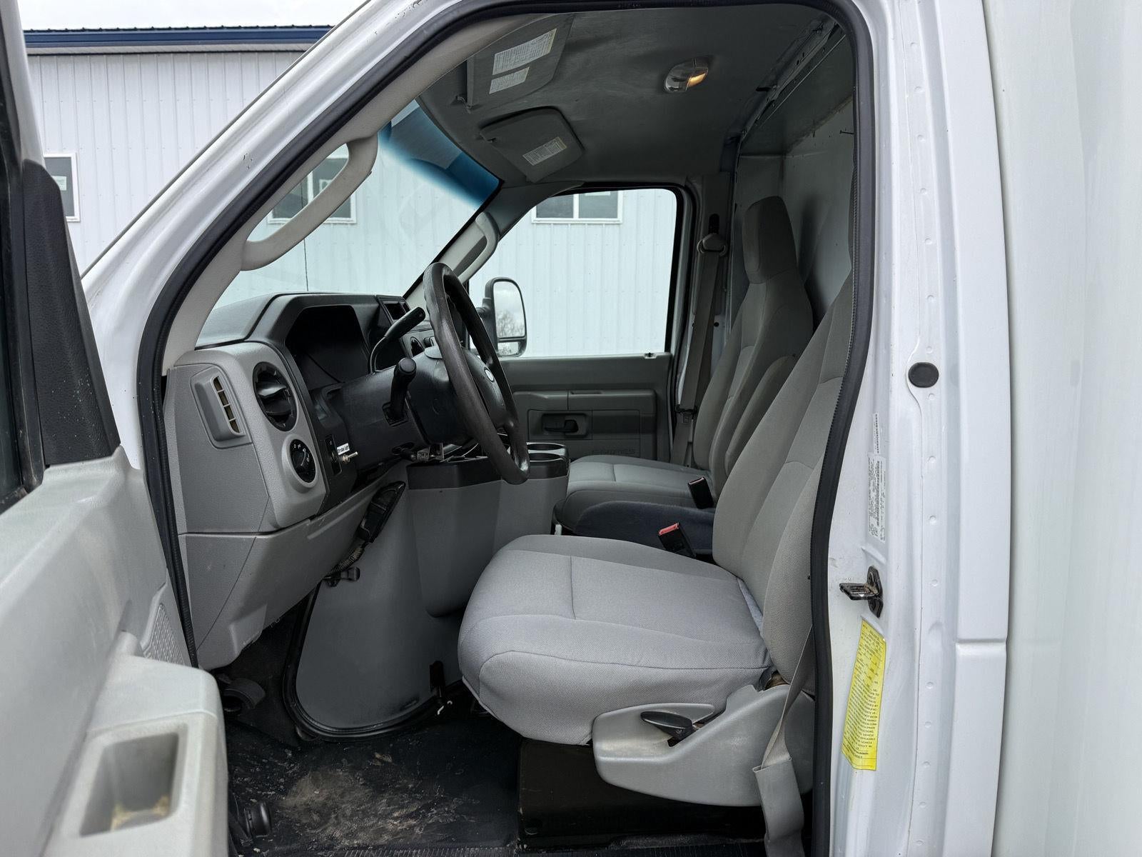 2019 Ford E-Series Cutaway E-450 DRW 158 WB