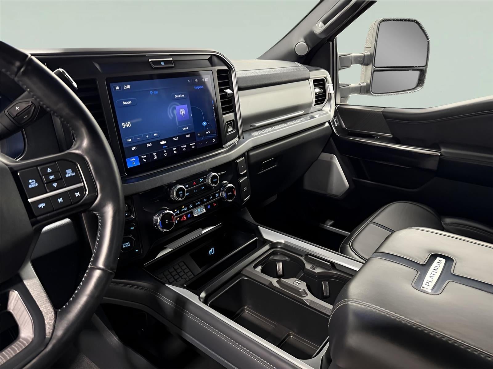 2025 Ford Super Duty F-250 Platinum