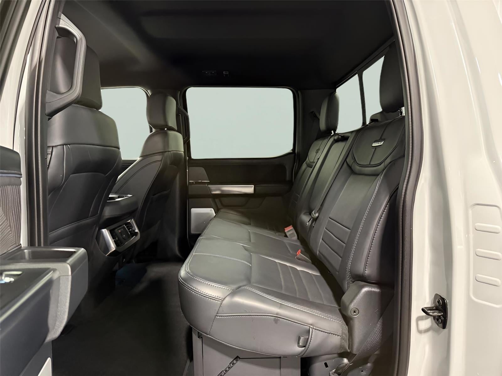 2025 Ford Super Duty F-250 Platinum