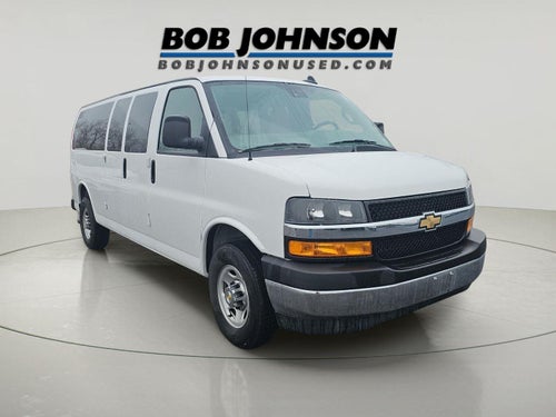 2025 Chevrolet Express Passenger LT