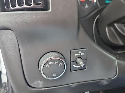 2025 Chevrolet Express Passenger LT