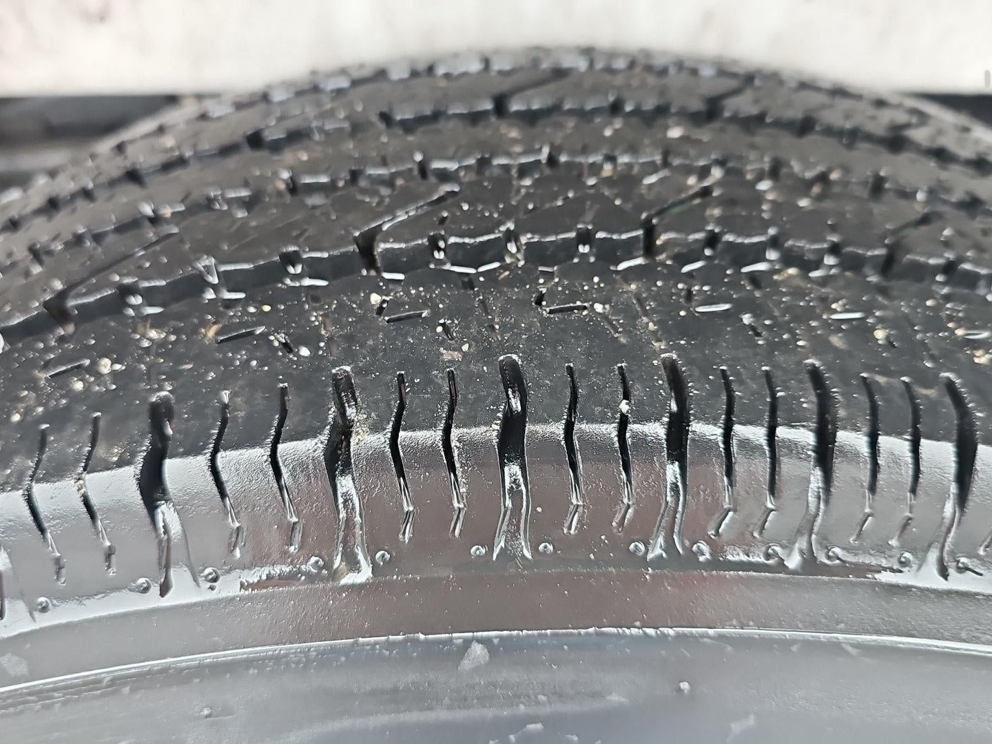 2025 Chevrolet Express Passenger LT