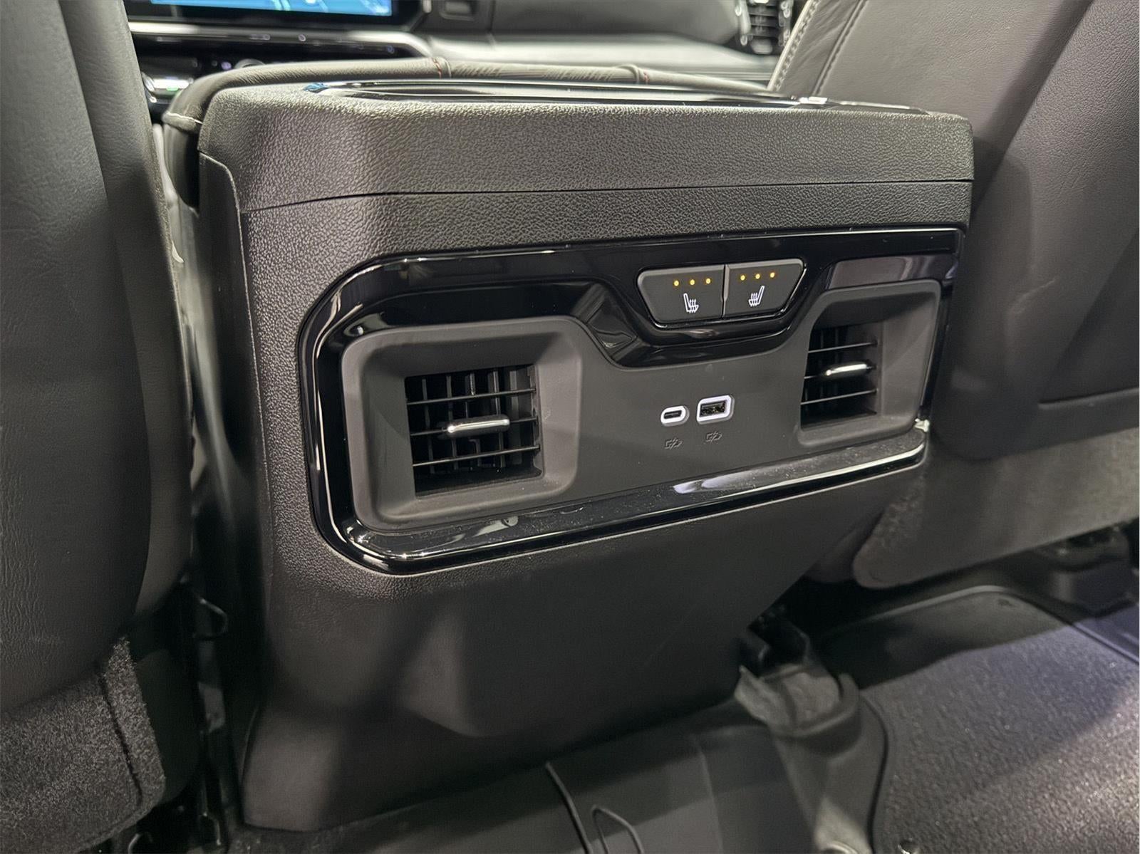 2025 GMC Sierra 2500HD AT4X