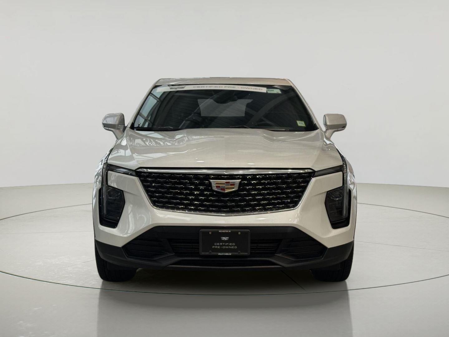 2024 Cadillac XT4 FWD Luxury