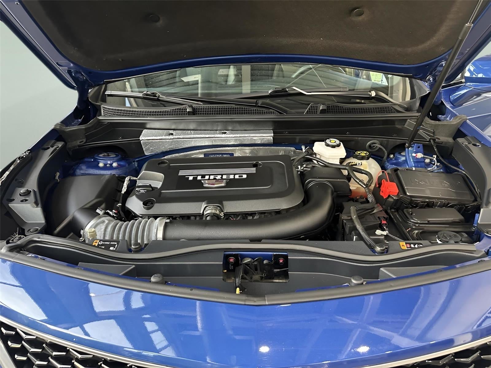 2023 Cadillac XT4 AWD Sport