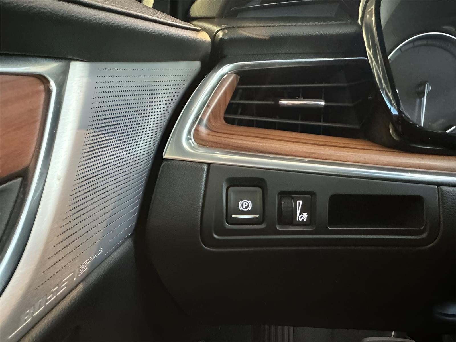 2023 Cadillac XT5 AWD Premium Luxury