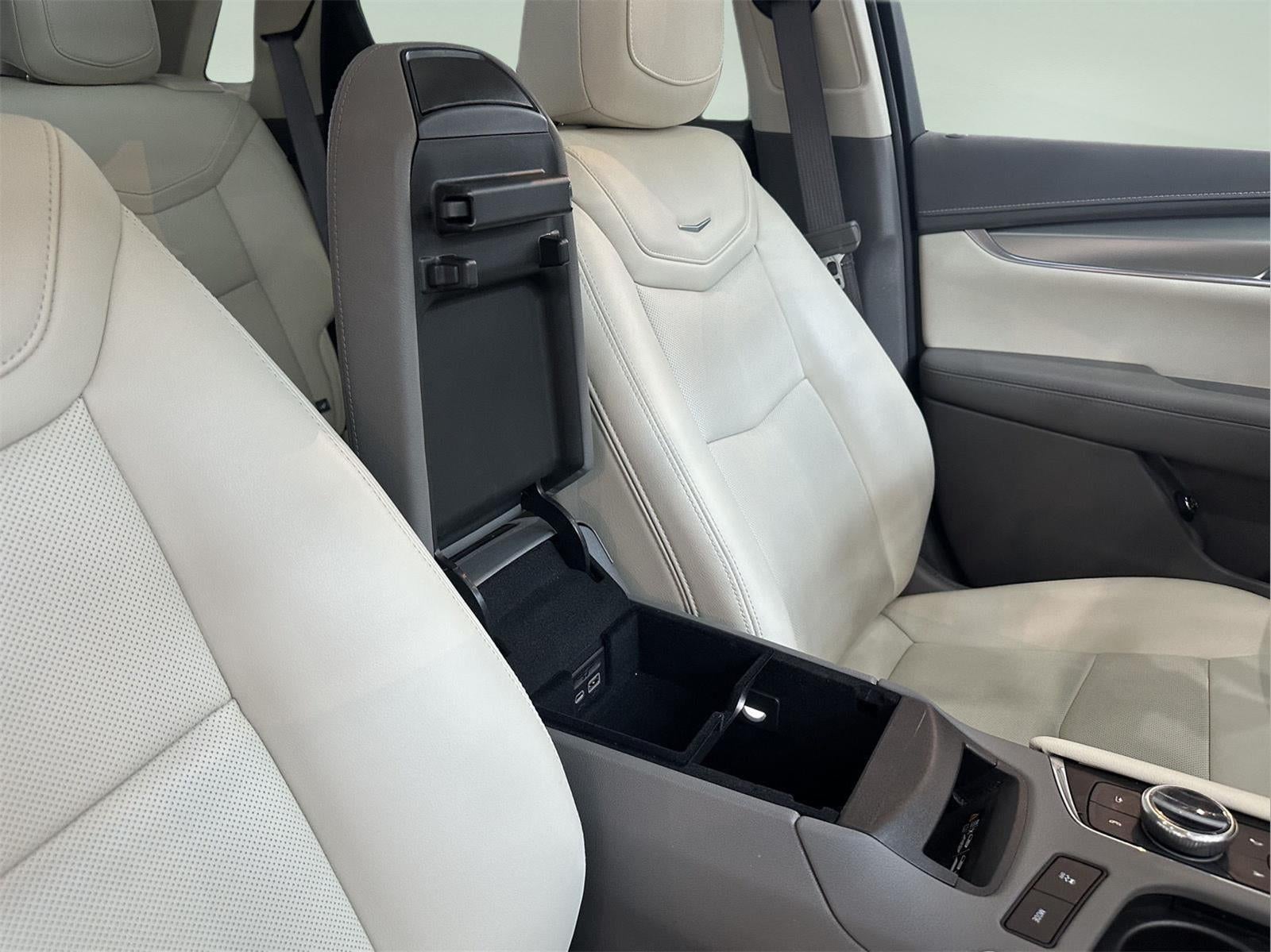 2023 Cadillac XT5 AWD Premium Luxury