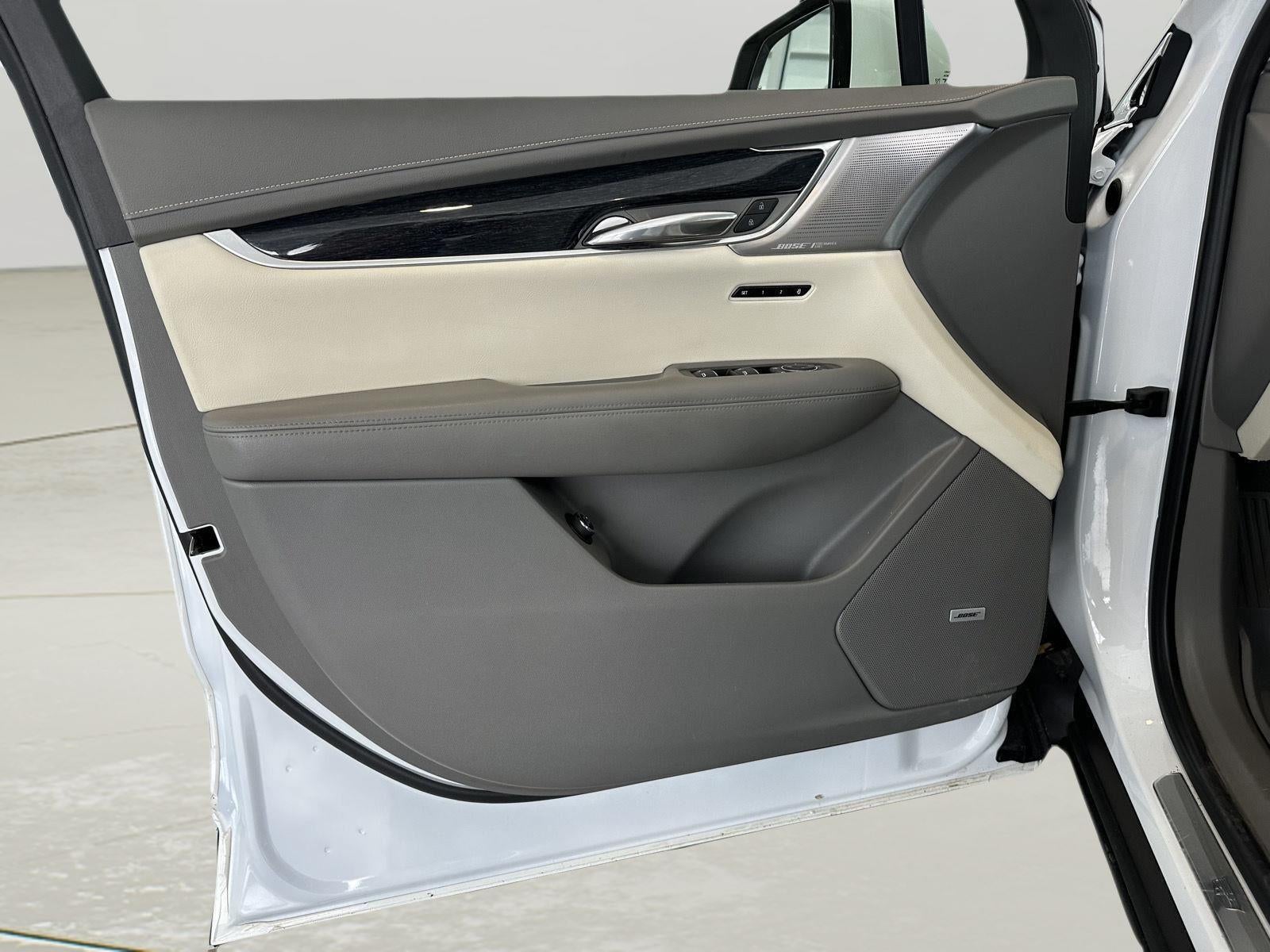 2023 Cadillac XT6 AWD Premium Luxury