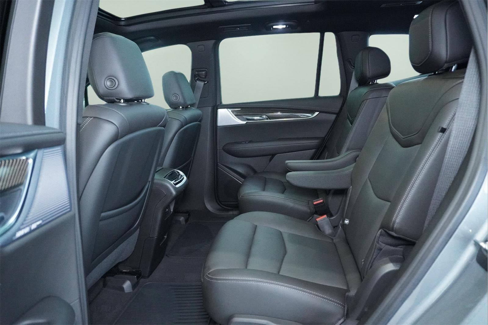 2023 Cadillac XT6 AWD Sport