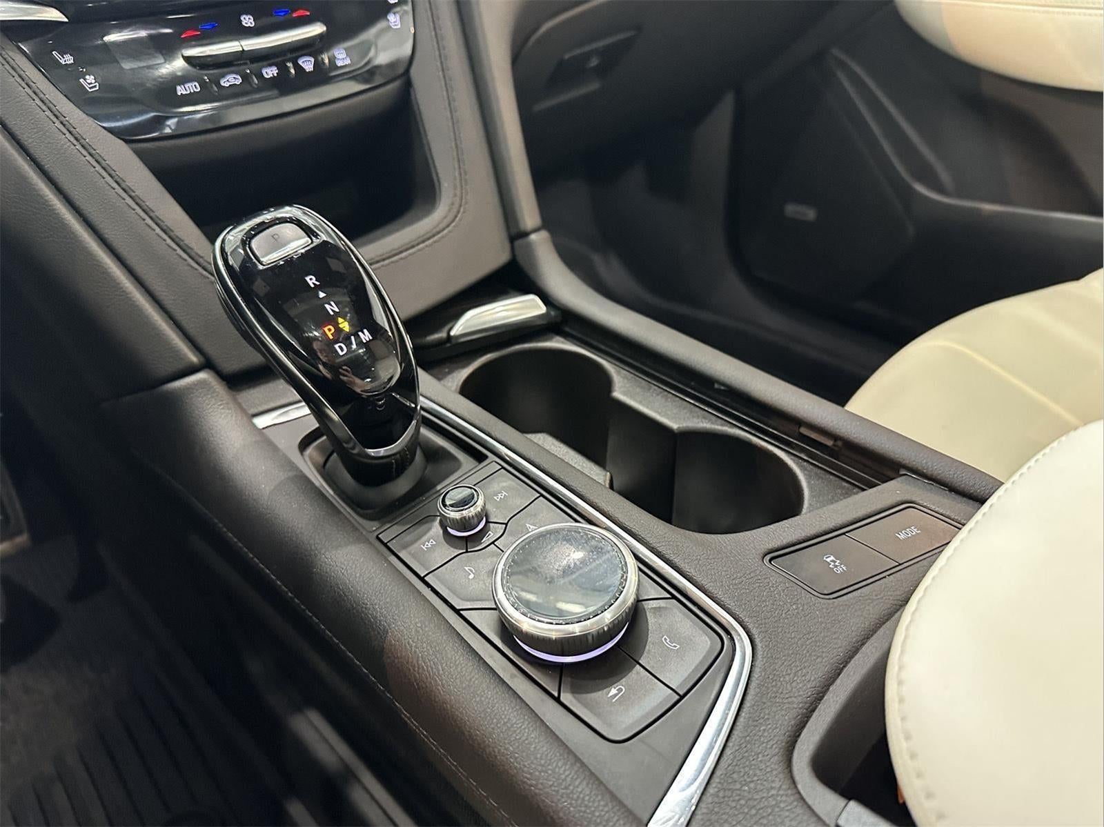 2024 Cadillac XT6 AWD Sport