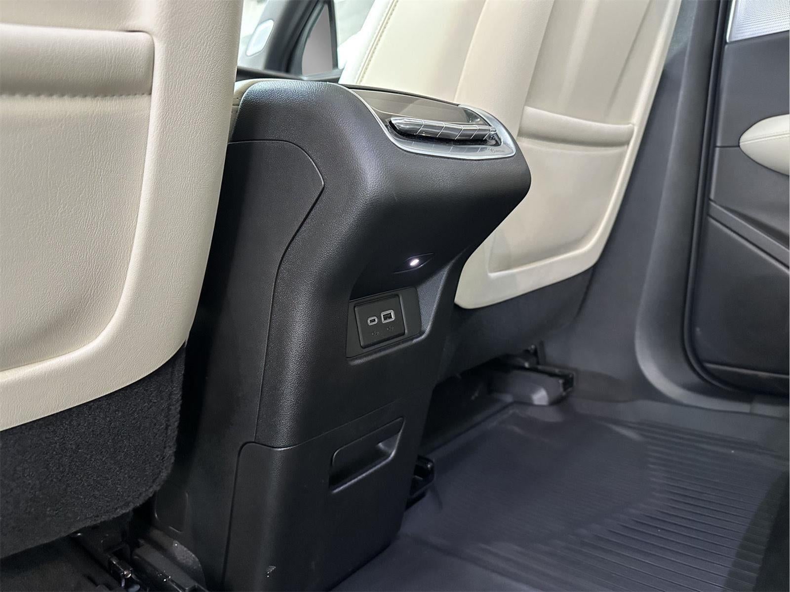 2024 Cadillac XT6 AWD Sport