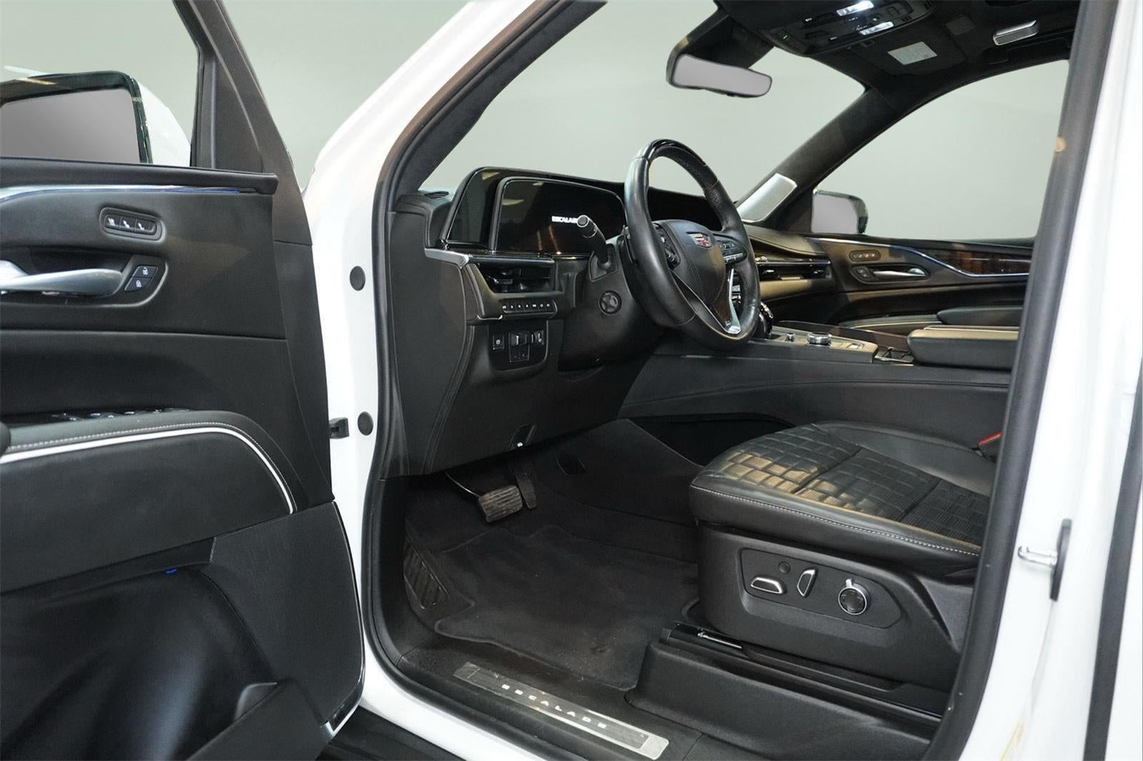 2024 Cadillac Escalade ESV 4WD Sport Platinum