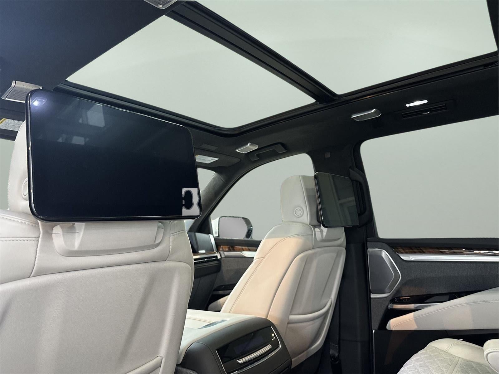 2025 Cadillac Escalade ESV 4WD Sport Platinum