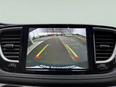 2024 Chrysler Pacifica Touring L **SMART BUY $575/Monthly**