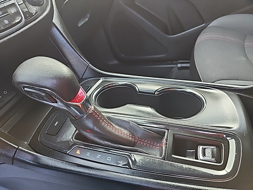 2022 Chevrolet Equinox RS Fresh Trade! Remote Start, Heated Seats, Power Lif