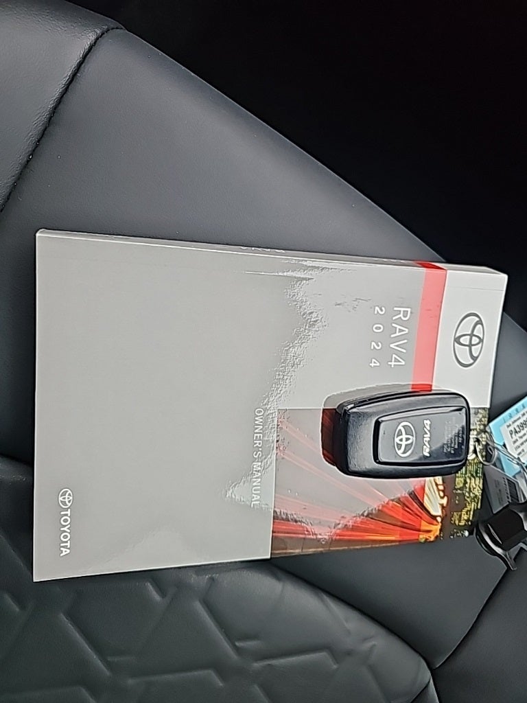 2024 Toyota RAV4 Adventure Remote Start, Automatic Climate (CarBravo Certifie