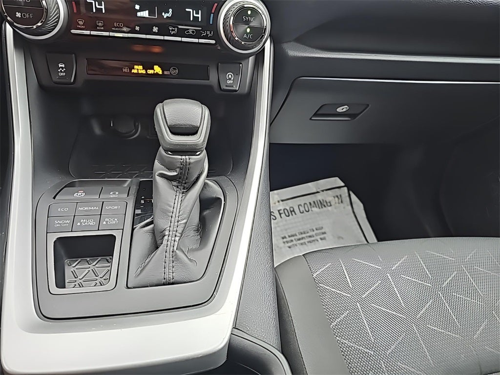 2025 Toyota RAV4 XLE Car Bravo Certified, Automatic Climate,