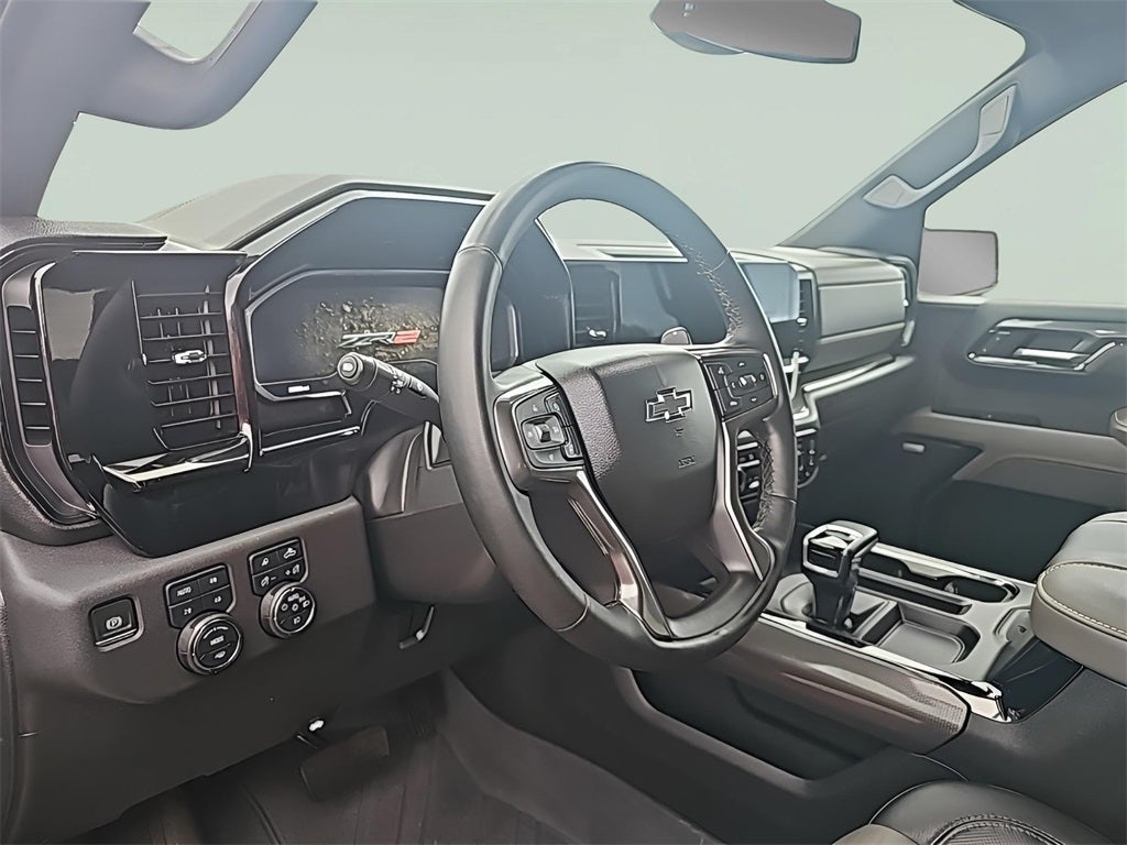 2023 Chevrolet Silverado 1500 ZR2 Fully Loaded, Custom Exhaust, (Carbravo Certified!