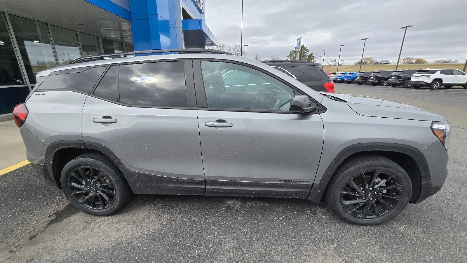 2023 GMC Terrain SLE