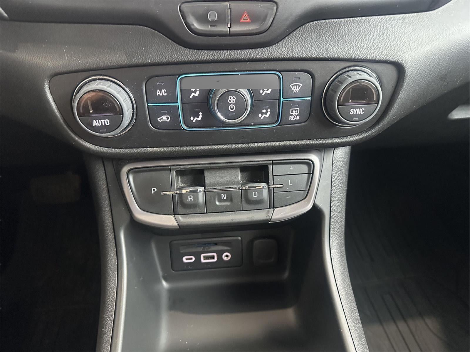 2023 GMC Terrain AT4