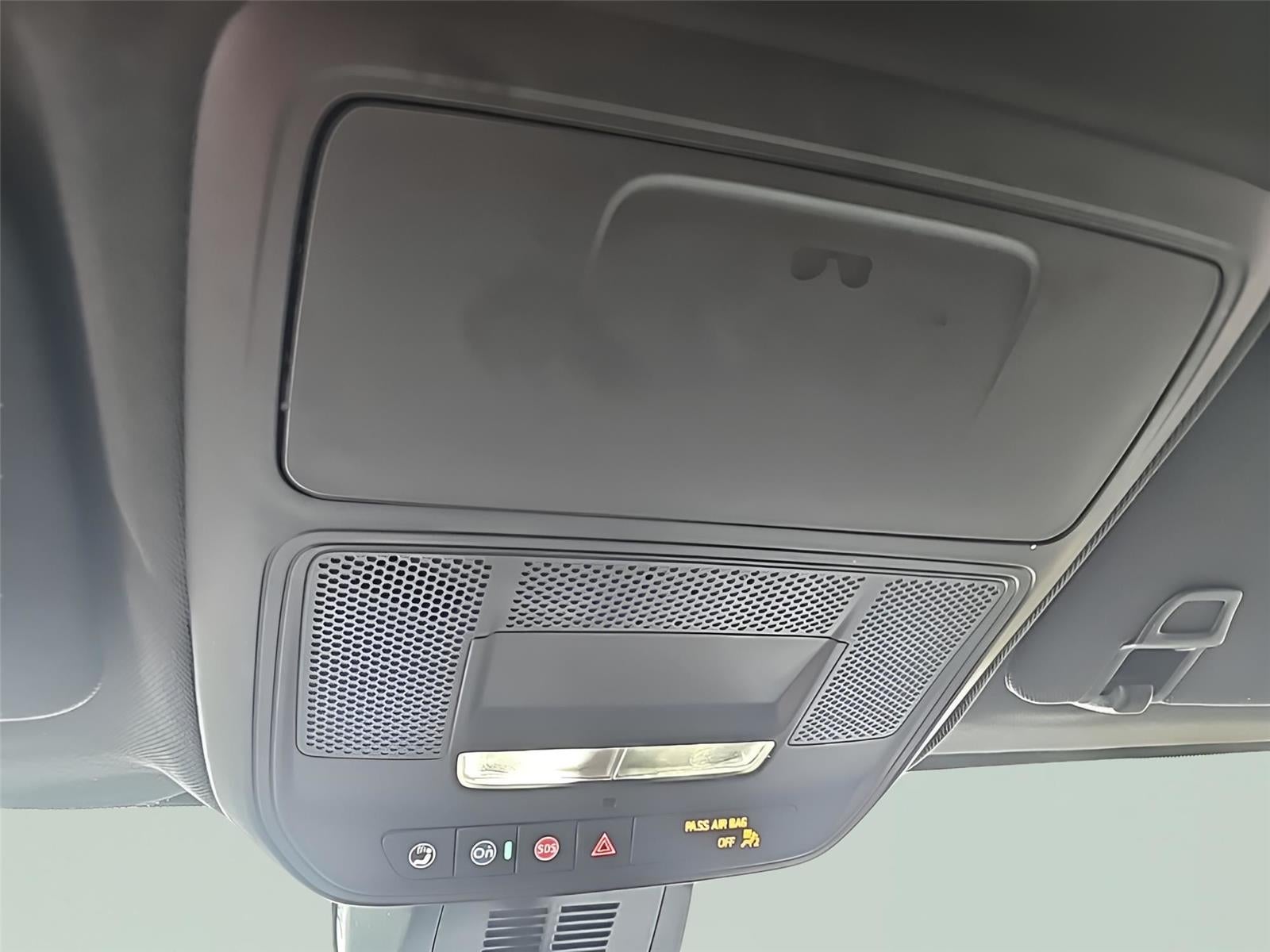 2025 Chevrolet Equinox LT Fresh Trade!!! Remote Start, Heated Seats/Steering