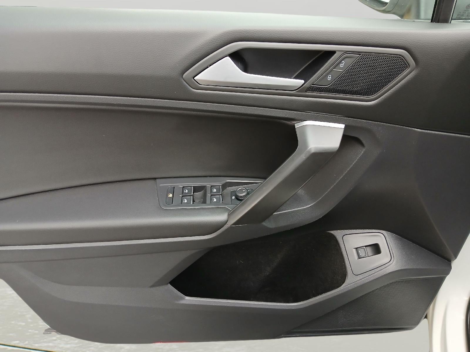 2021 Volkswagen TIGUAN SUV